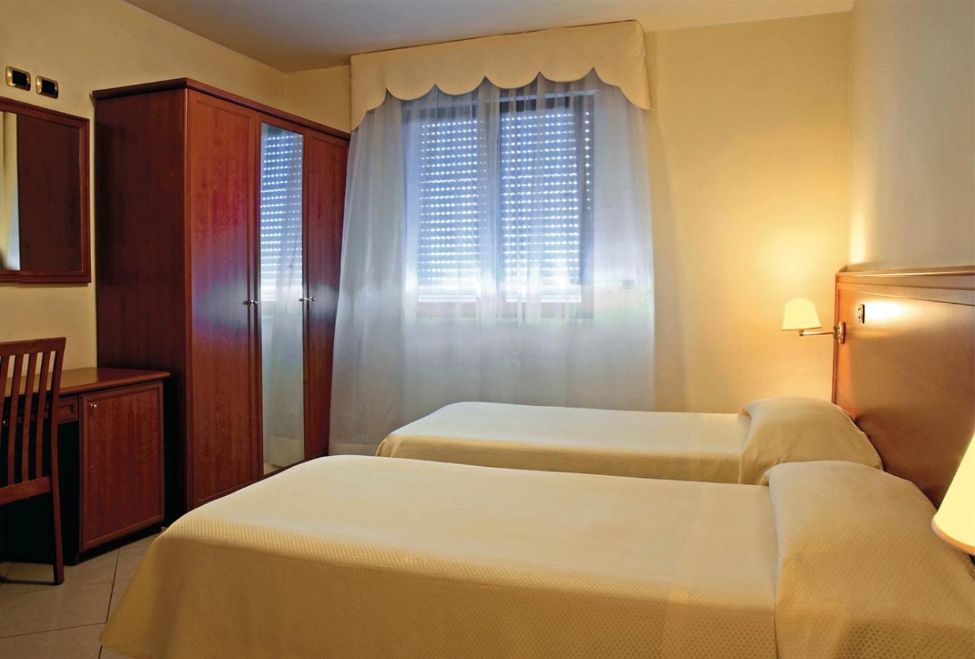 Hotel Jolly مودونيو المظهر الخارجي الصورة